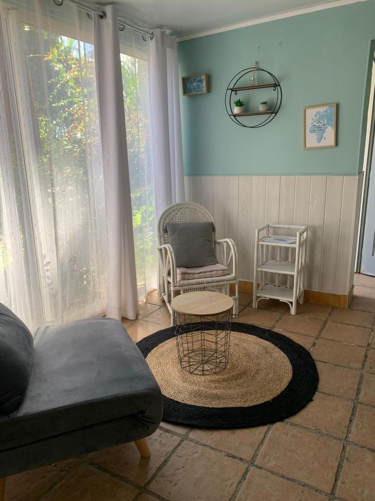 Le Medinilla Bed & Breakfast Bras-Panon Exterior foto